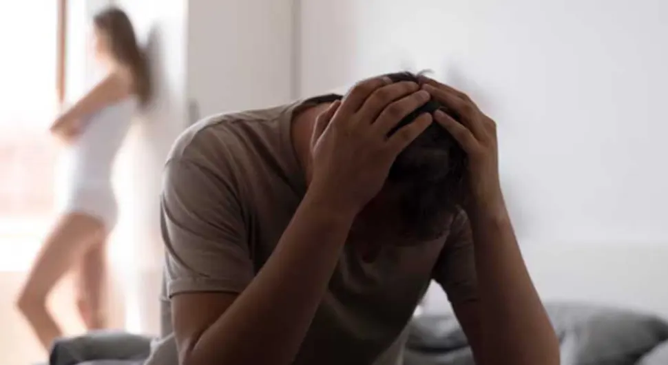 Porodična drama u BiH: Zatekao suprugu sa dva muškarca, ona njega prijavila