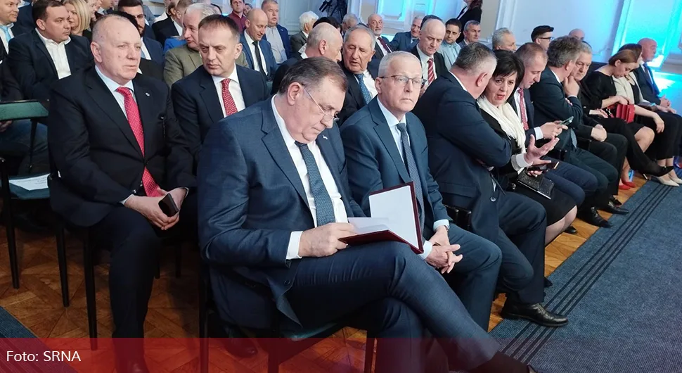 Počela manifestacija "Izbor najuspješnijih u privredi Srpske", prisustvuje Dodik