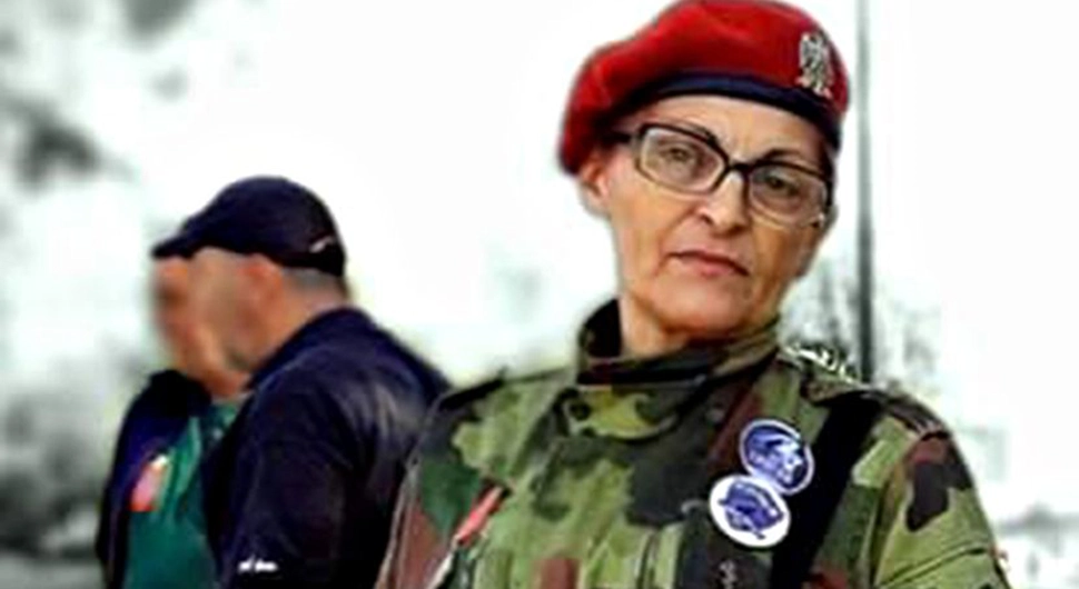 "Htio je da se ubije, ja sam mu otela pištolj": Surova ispovijest Kosovke djevojke bez koje je ostala Srbija