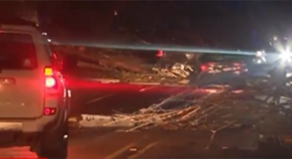 Tornado odnio 23 života, među žrtvama otac i kćerka