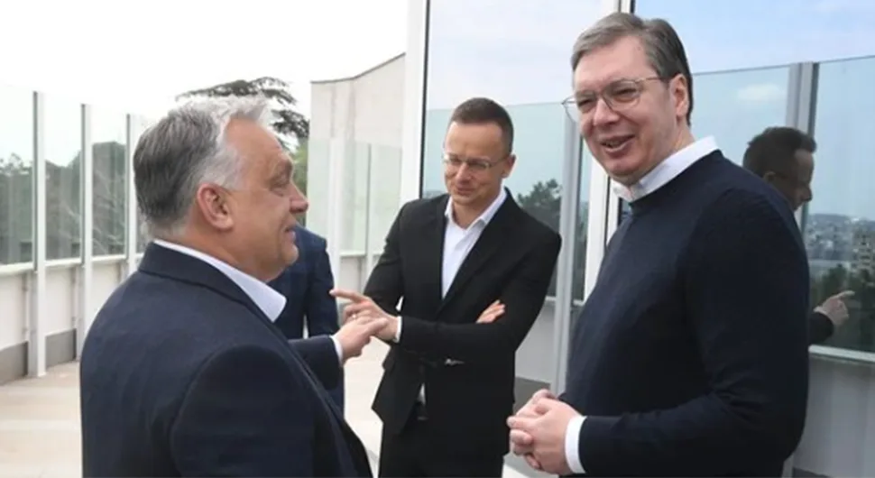 Vučić sa Orbanom i Sijartom: Prijateljstva jačaju u teškim vremenima