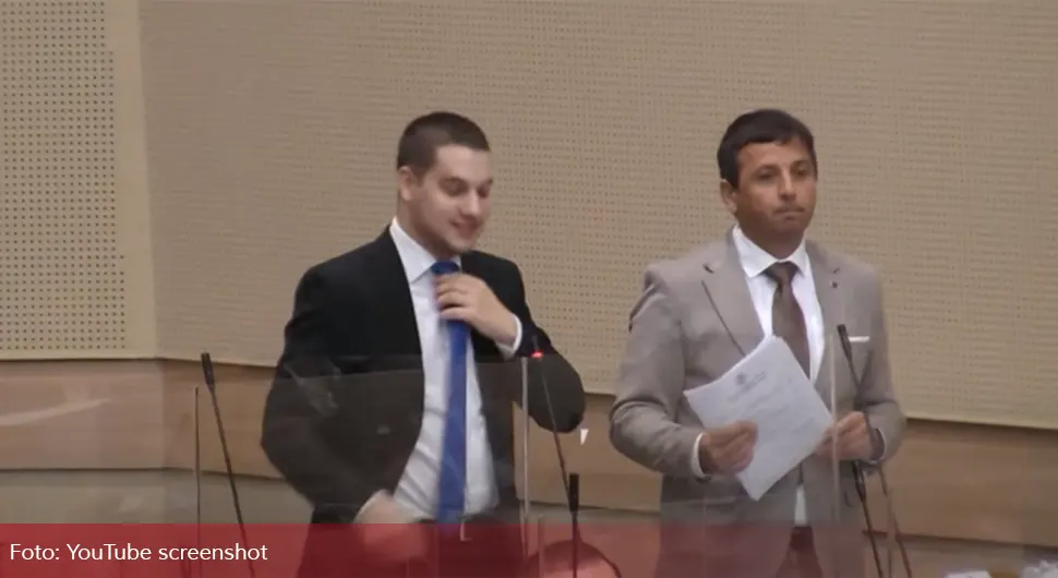 Skandal u Skupštini: Vučinić glasao umjesto Vukanovića, najavljen postupak