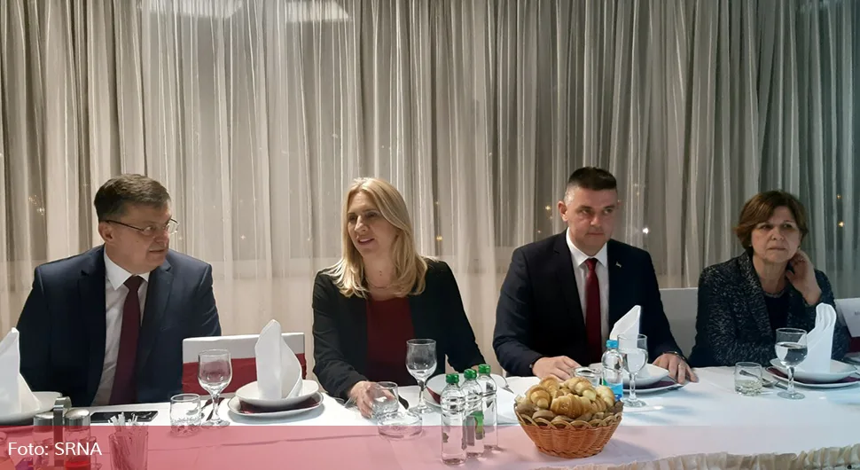 Cvijanović: SNSD doprinio razvoju grada stradalog u ratu