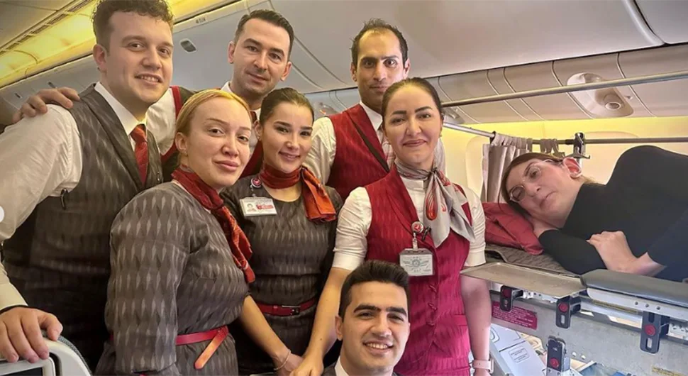 Uklonili šest sjedišta u avionu zbog najviše žene na svijetu