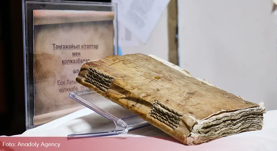 Knjiga obložena ljudskom kožom i dalje ostaje misterija u Kazahstanu