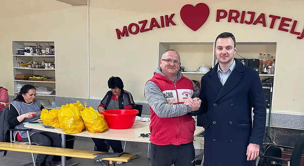 Nova banka uručila vaskršnju donaciju Udruženju građana "Mozaik prijateljstva"