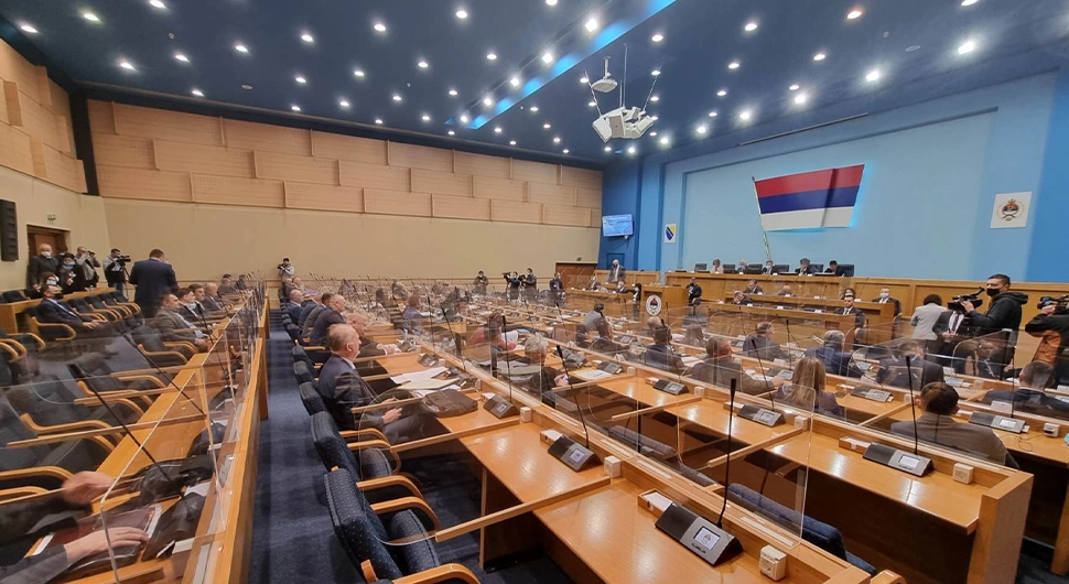 PRENOS KONFERENCIJE ZA NOVINARE: DODIK I PREDSTAVNICI PARLAMENTARNIH STRANAKA