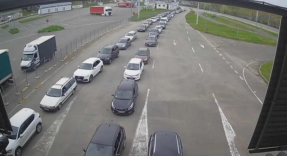 Vozači, imajte strpljenja: Gužve ne više graničnih prelaza