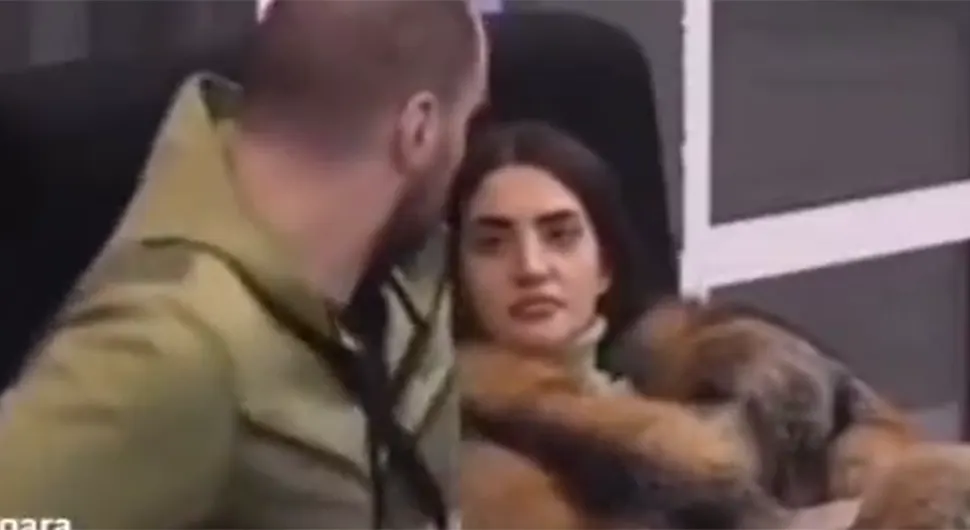 Može li odvratnije: Anđela mirisala Zvezdanove "vetrove" - VIDEO