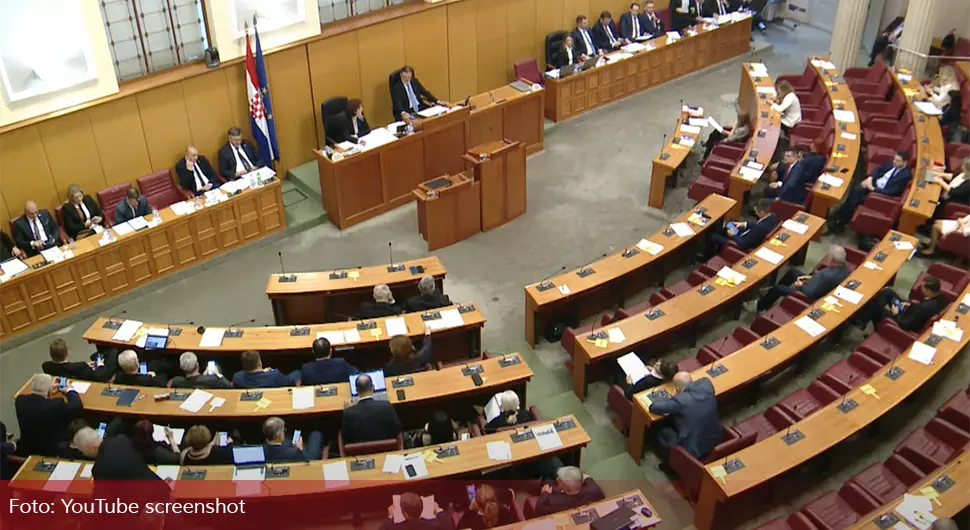 Hrvatski sabor izglasao zakon: "Za dom spremni" će se kažnjavati do 4.000 evra