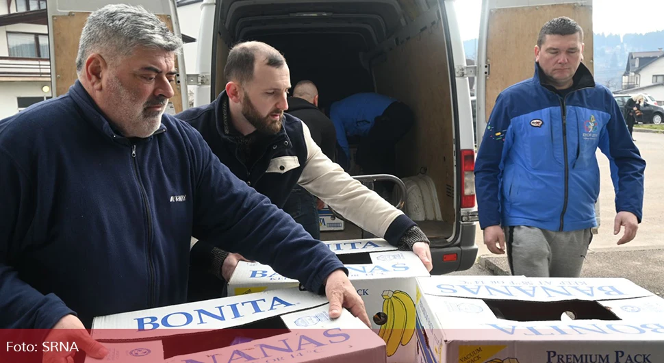 Pale: Podijeljeno 260 paketa pomoći socijalno ugroženim porodicama