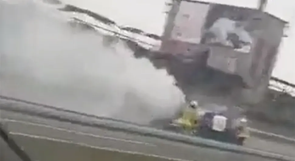 Izgorio porše na auto-putu u BiH