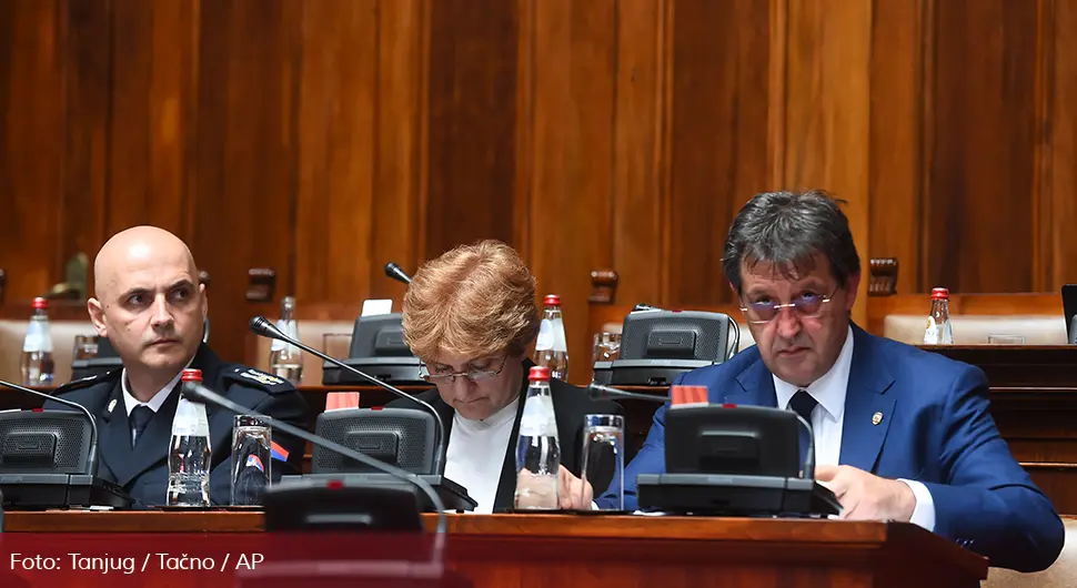 Grujičić objasnila kako je doktorica došla u "Ribnikar", a ovako je izgledala terapija sa učenicima