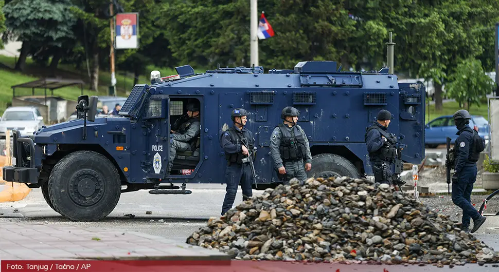 Blindirana vozila Kurtijeve policije krenula ka Jarinju