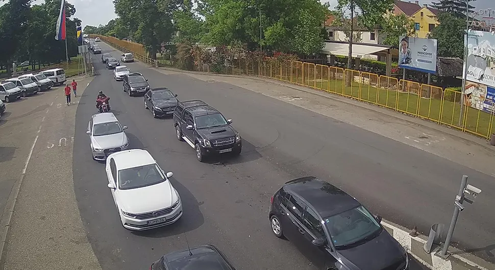 Pojačan saobraćaj na graničnim prelazima