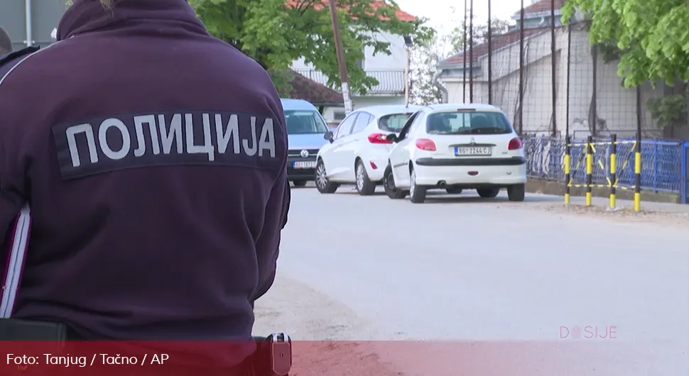 Dvojica muškaraca uhapšena zbog bludnih radnji u parku punom djece!
