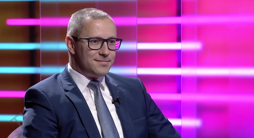 Tomaš čestitao 26 godina rada ATV-a