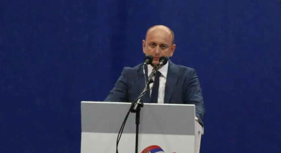 Кнежевић: Црна Гора мора гласати против резолуције о Сребреници