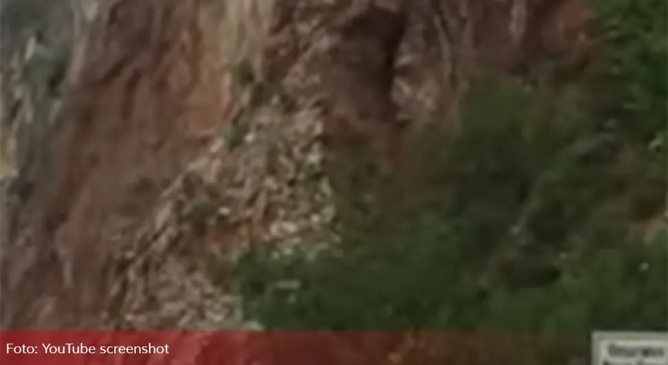 Vozači, oprez: Snimljen trenutak ogromnog odrona - VIDEO