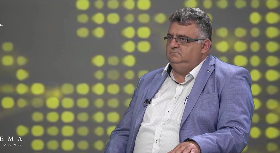 Koliko su prosvjetni radnici zadovoljni svojim statusom?