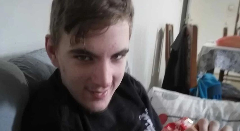 Vapaj majke Milana Rabrenovića kida dušu "Ne mogu da odustanem, ne smijem, on je moje dijete"