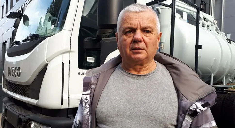 Branislav Mihajlović platio maturu svim maturantima, nudi stipendije da ostanu u selu