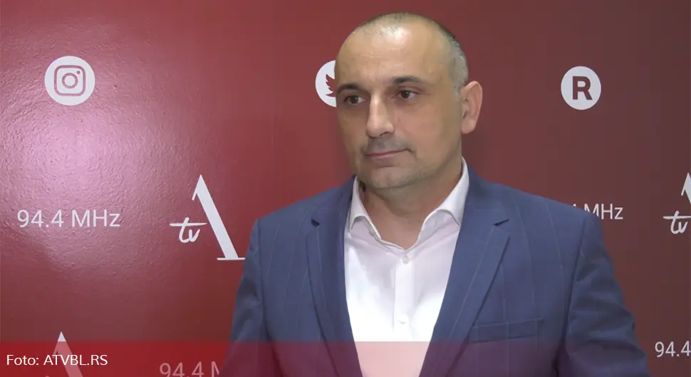 Бањац: Национална застава симбол храбрости, слободе и јединстваа