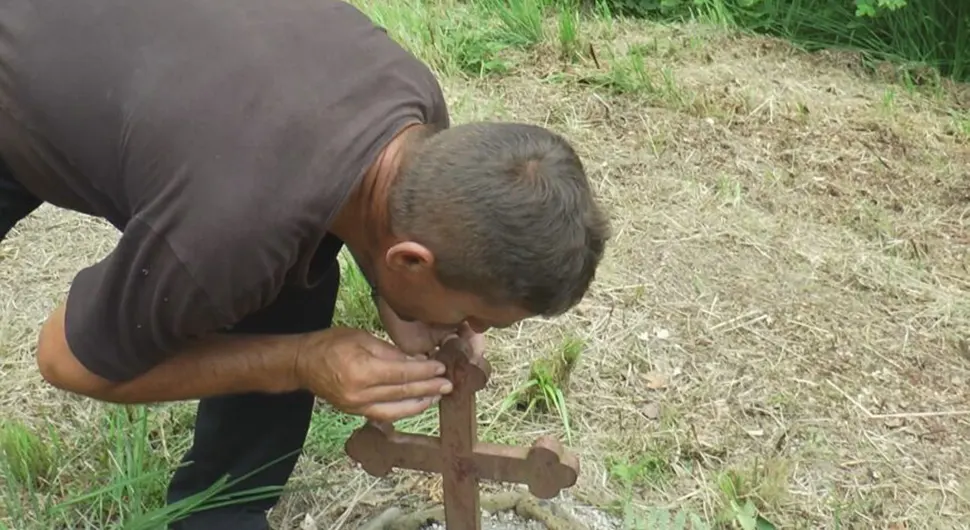 "Nešto ima" - Momci i djevojke hrle na ovo mjesto kako bi konačno pronašli sreću u ljubavi