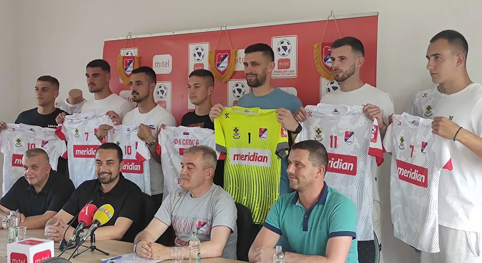Sloga dovela sedam pojačanja