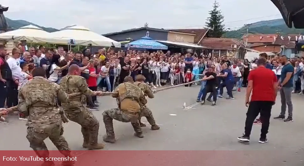Protest u Leposaviću: Srbi odmjerili snage sa Amerikancima