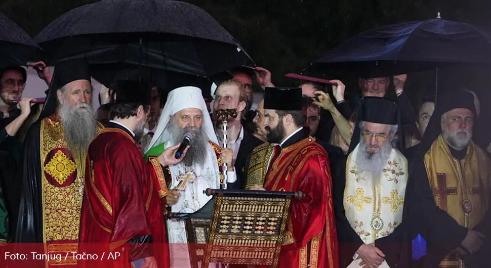 Patrijarh Porfirije: Crkva je iznad svake podjele i svake partije