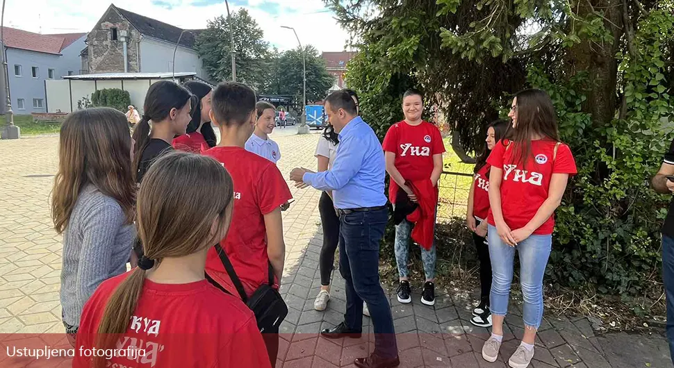Narodni poslanici pomogli odlazak devetoro djece na Festival folklora u Turskoj
