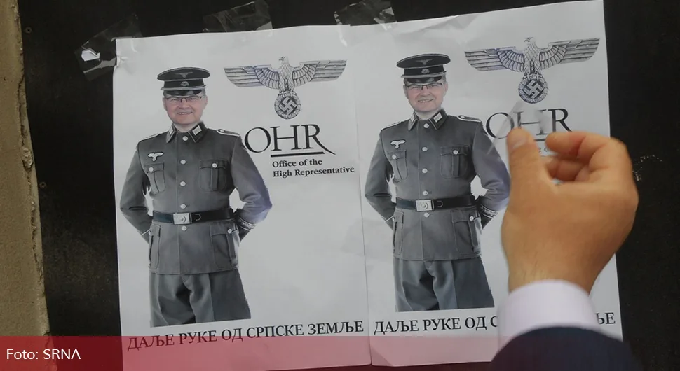 U Srebrenici plakati sa Šmitovim likom: “Dalje ruke od srpske zemlje”