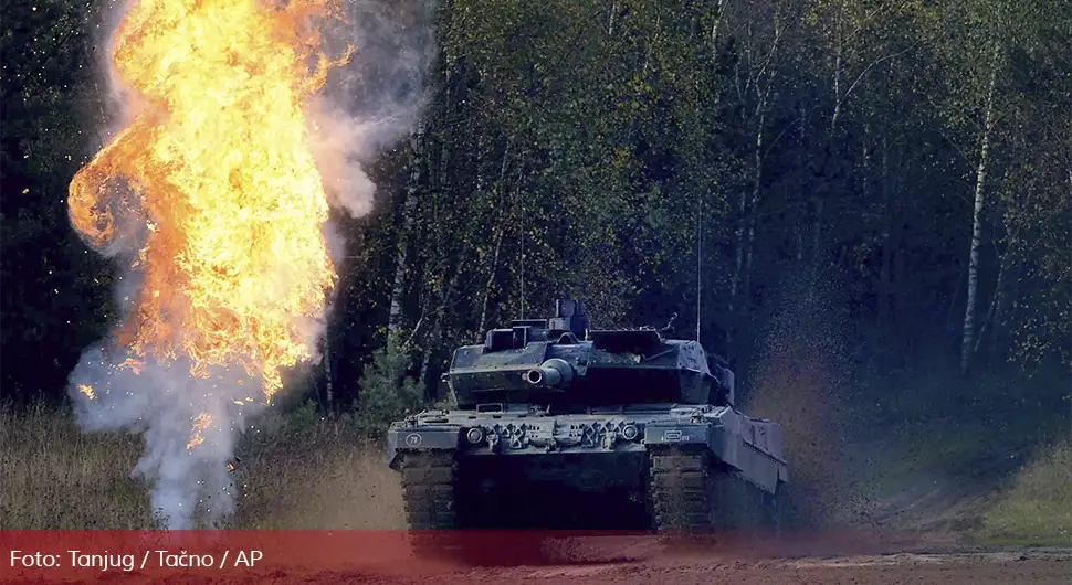 Украјински тенкови примијећени на граници Тајланда и Камбоџе