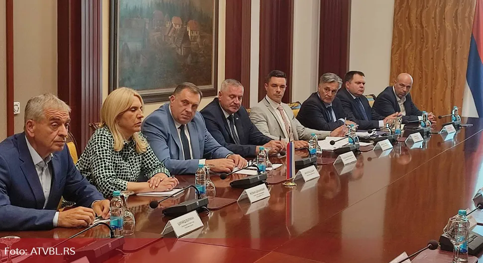 Opozicija u medijima osudila Ustavni sud, ali na sastanak nisu htjeli