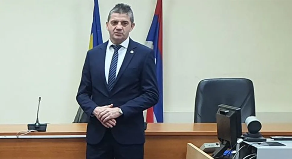 Direktor Sudske policije za ATV o talačkoj krizi: Policajcima prijećeno noževima, šipkama, puškom
