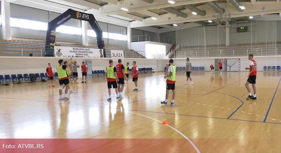 Rukometni kamp "Mladen Bojinović Dugi" treću godinu u Trebinju