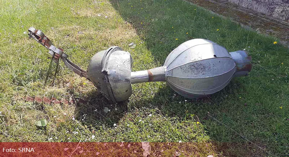 Polomljen krst i oštećen Hram rođenja presvete Bogorodice u Novom Gradu