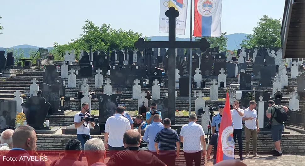 Годишњица злочина Орићевих снага: Убијали Србе на крсну славу