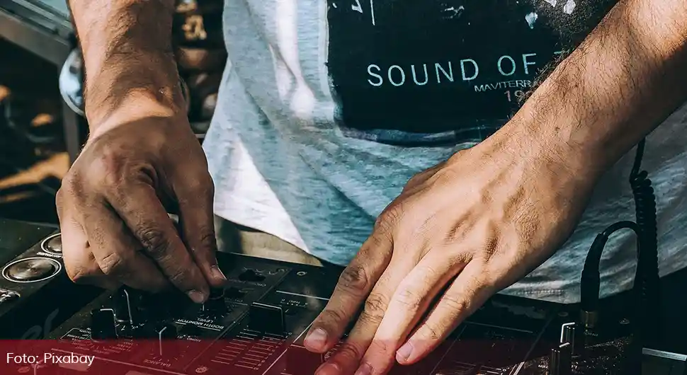 Poznati DJ ubijen nakon što je odbio da nastavi da pušta muziku!