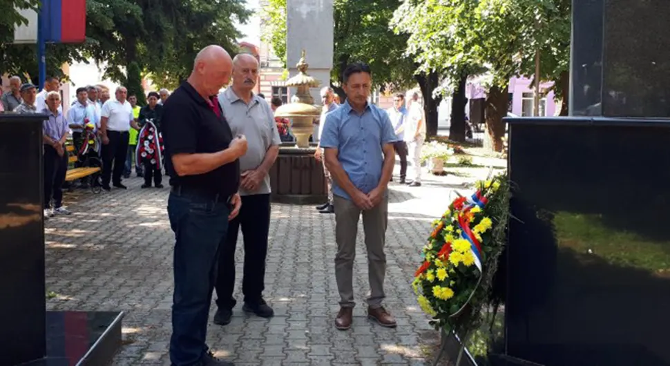Kostajnica: Zahvalnost palim borcima za Srpsku i slobodu