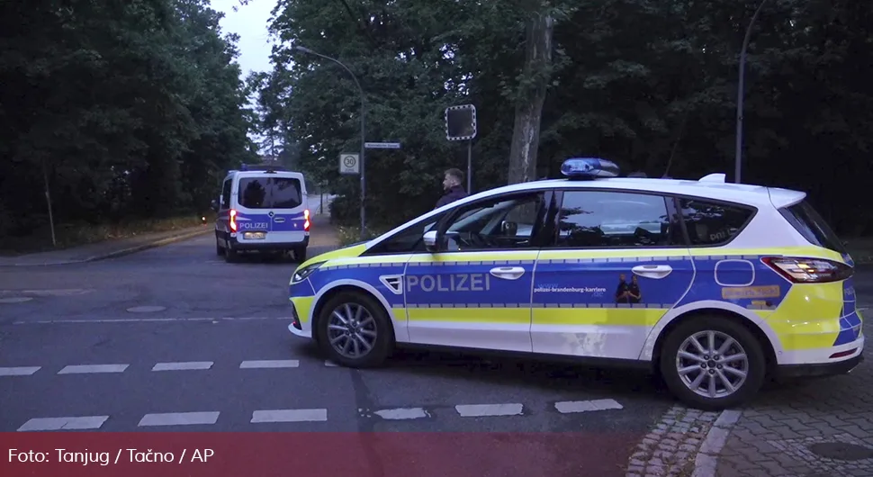 Покушали да прошверцују малољетнике из Шведске у БиХ