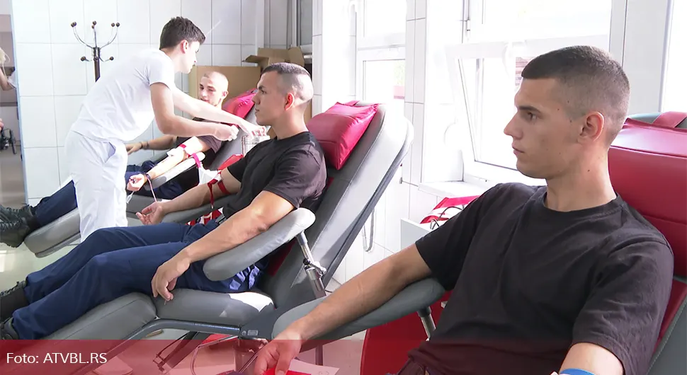 Oko 50 službenika PU Doboj daruje krv