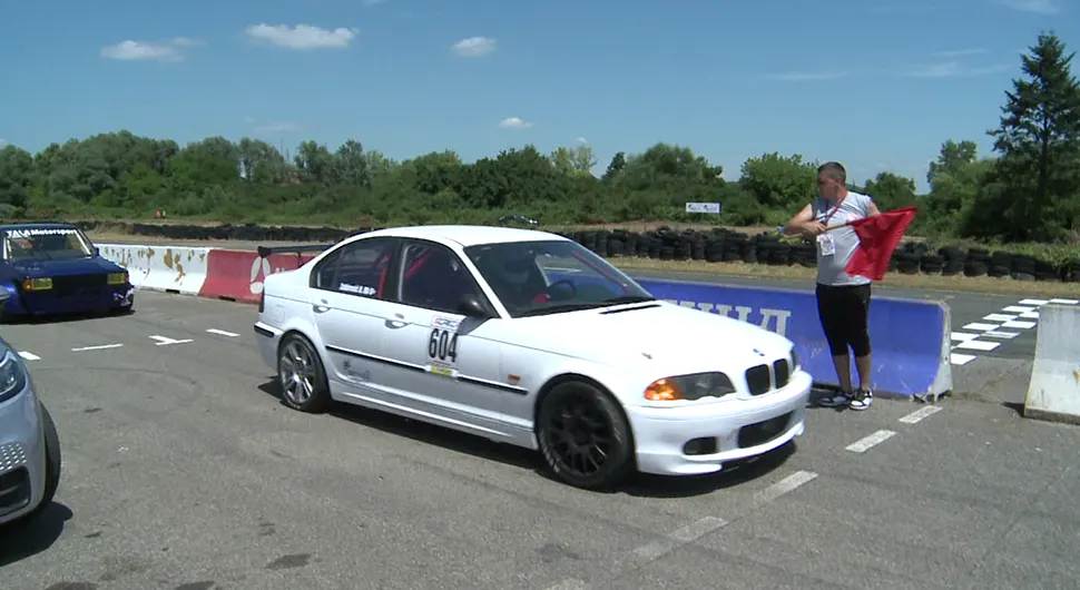 Dvodnevni spektakl na autodromu u Zalužanima