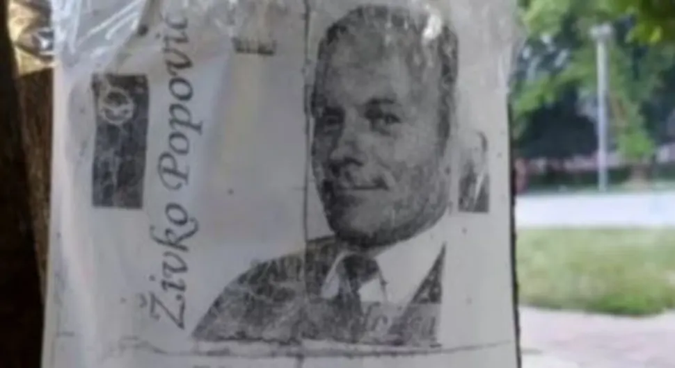 "Poziv koji se ne odbija" - Devizni penzioner putem oglasa na drvetu traži srodnu dušu