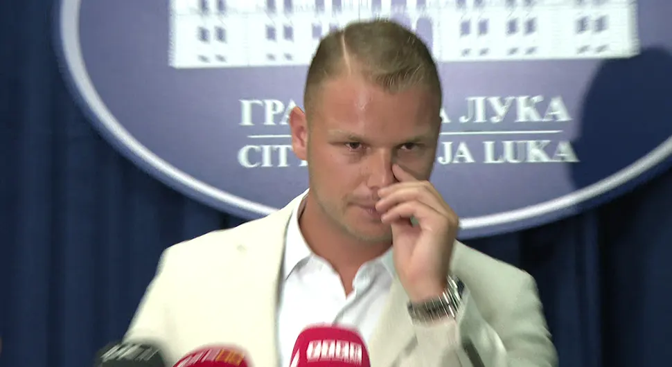 Суд оборио Станивуковићеве милионске тендере за расвјету