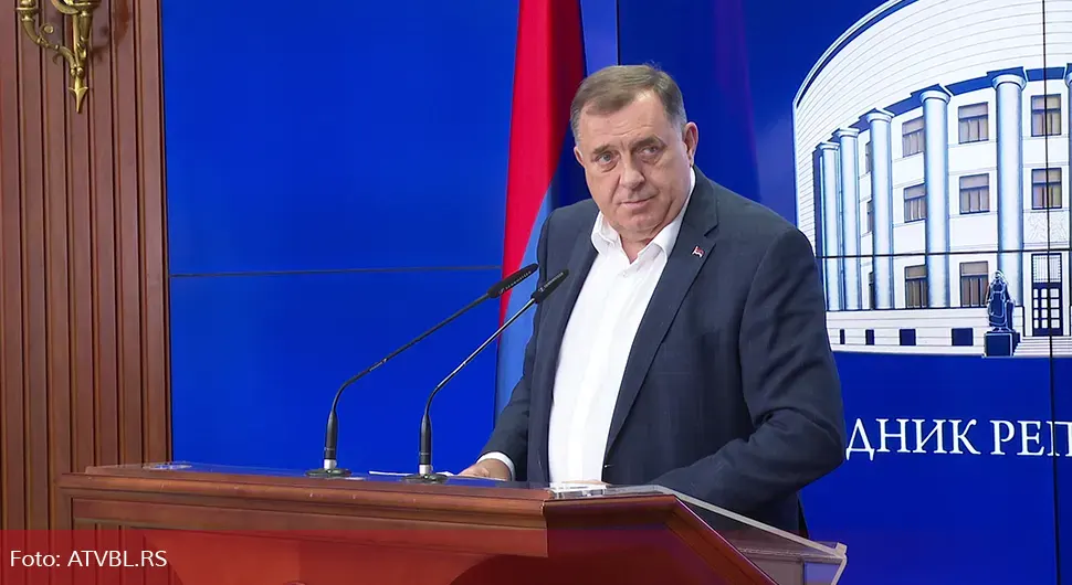 Dodik: Na potezu 'Trojka'