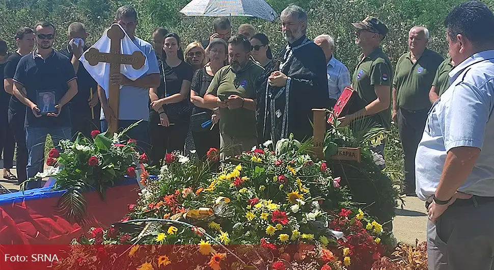Sahranjen pukovnik Rašuo