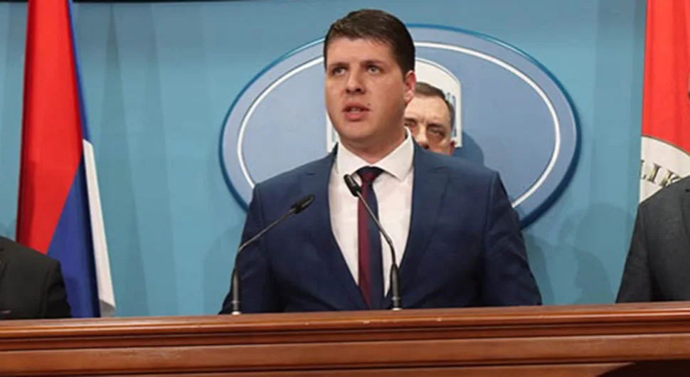 Šapurić: Bezuslovna podrška Miloradu Dodiku