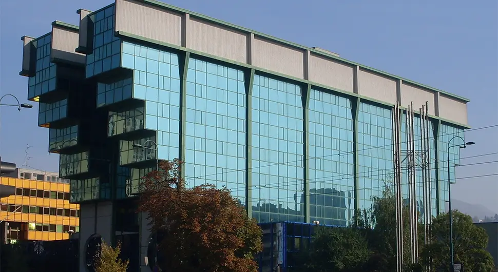 Vlada FBiH razriješila Upravu Elektroprivrede BiH